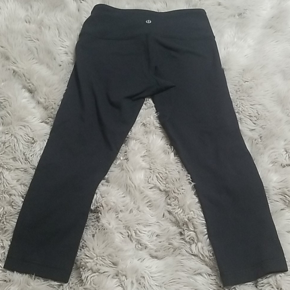 Lululemon outfit - Picture 2 of 8